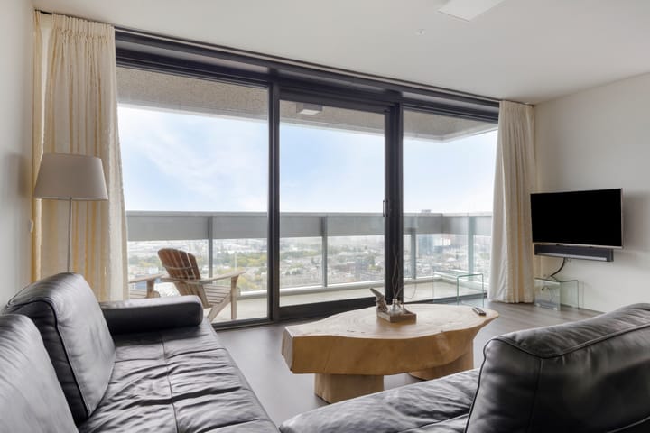 Foto 3 van Anna van Buerenplein 241