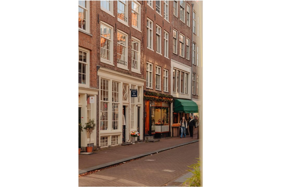 Foto 16 van Oudezijds Achterburgwal 169-B