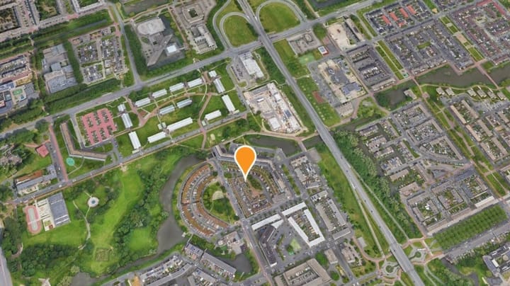 Photo 53 of Humberto Delgadoplein 25