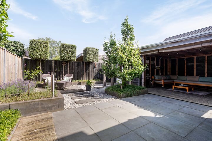 Photo 2 of Witte Emille 7