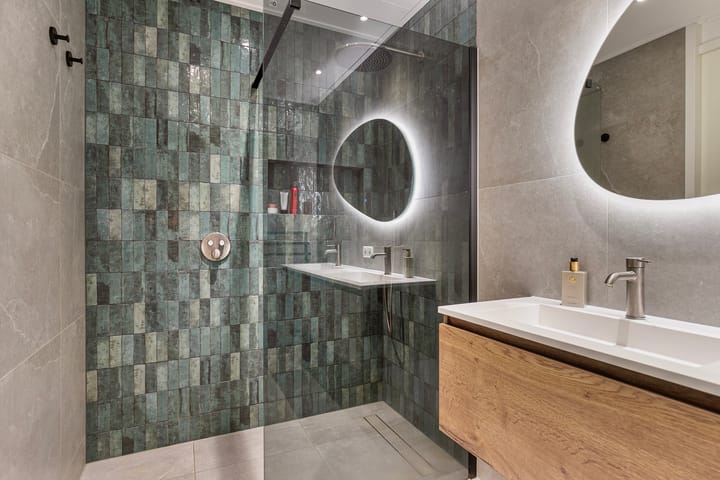 Photo 3 of Witte Emille 7