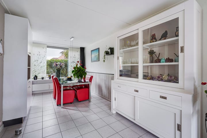 Photo 10 of Karekiet 47