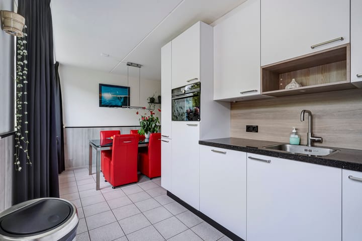 Photo 14 of Karekiet 47