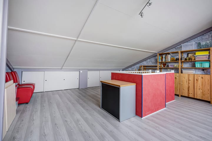 Photo 35 of Karekiet 47