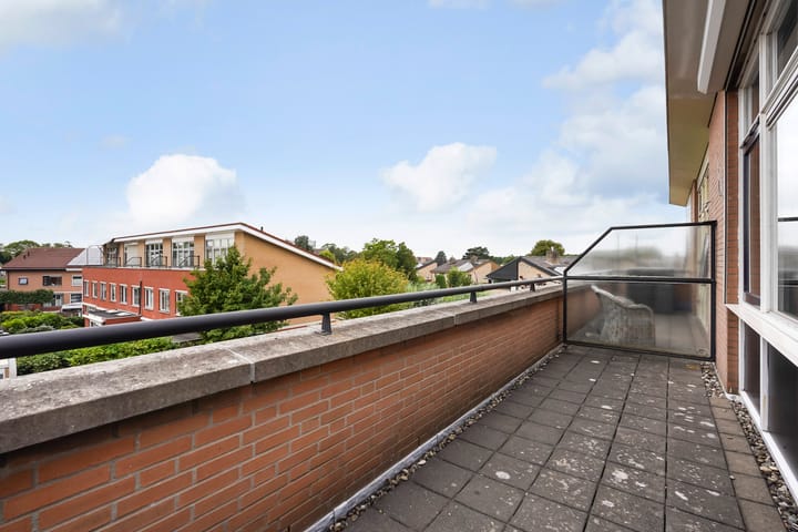 Photo 37 of Karekiet 47