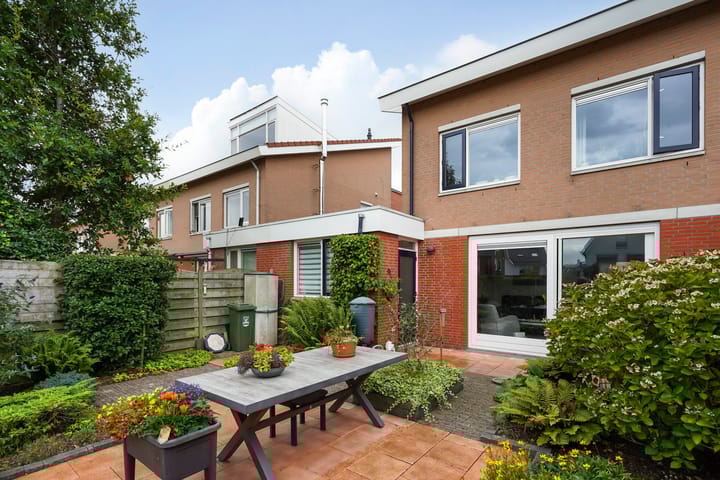 Photo 43 of Karekiet 47