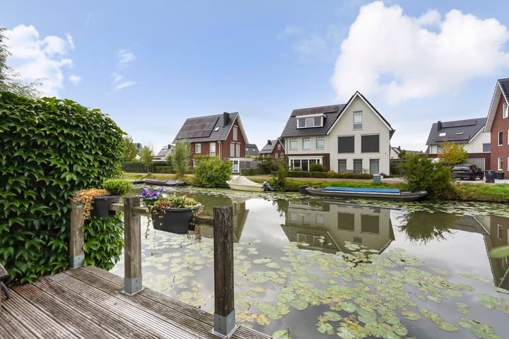 Photo 49 of Karekiet 47