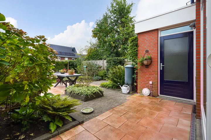 Photo 52 of Karekiet 47