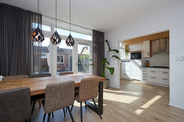 Photo 2 of Lingestraat 32