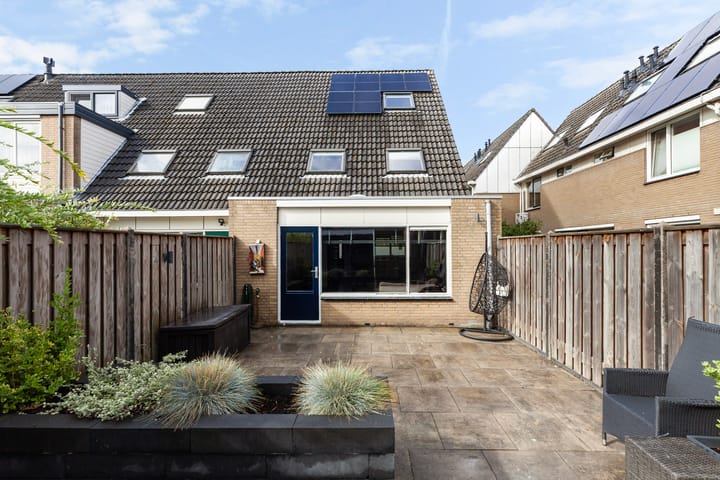 Photo 12 of Merwedehof 19