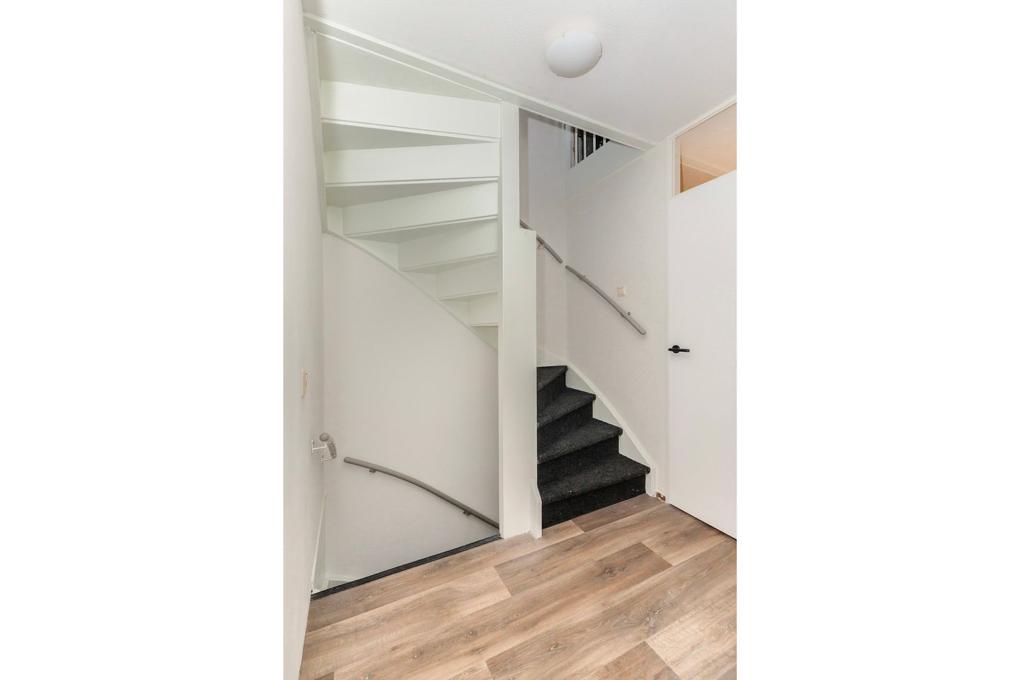 Foto 29 van Merwedehof 19