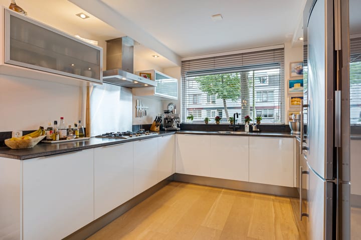 Photo 2 of Lommerbaan 108