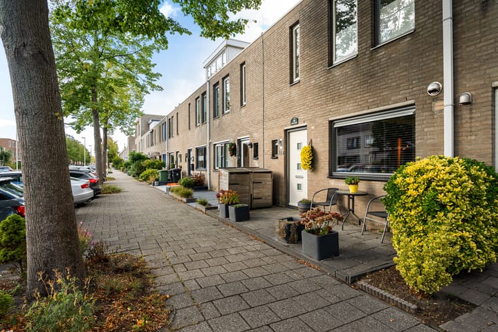 Photo 4 of Lommerbaan 108