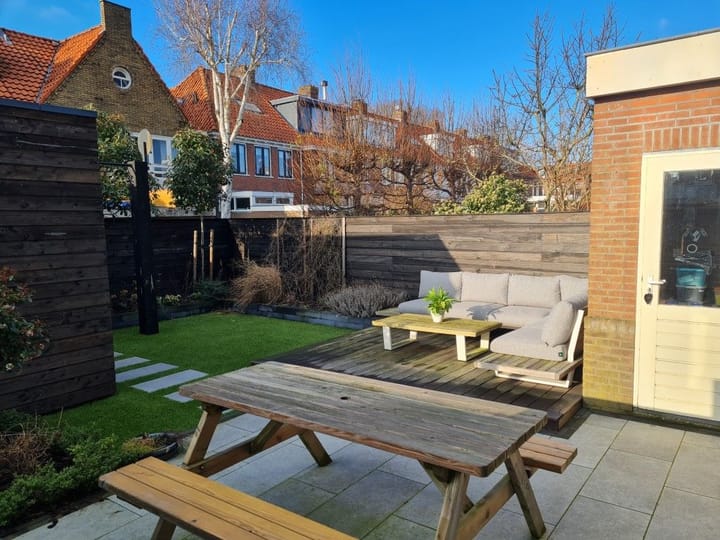 Foto 16 van Van 't Hoffstraat 55