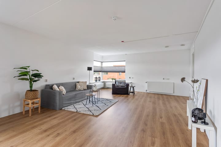 Foto 9 van Straatsburg 350