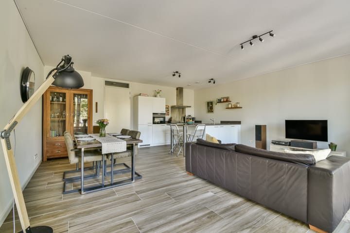 Foto 14 van Sophiakade 24