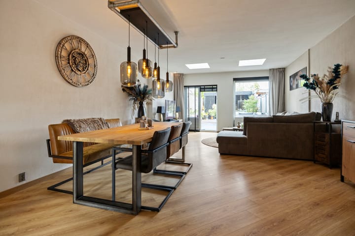 Foto 4 van Kruiszwin 2242