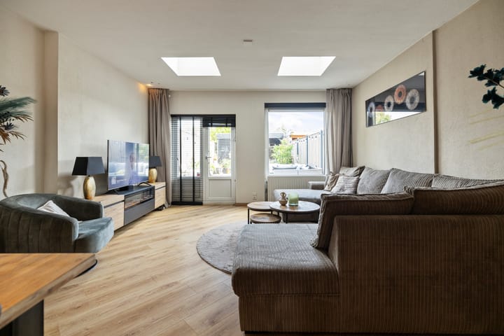 Foto 5 van Kruiszwin 2242