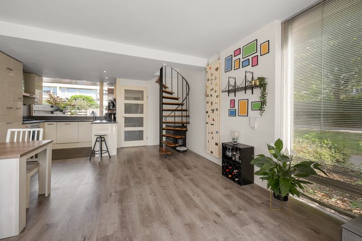 Foto 10 van Bertram 119