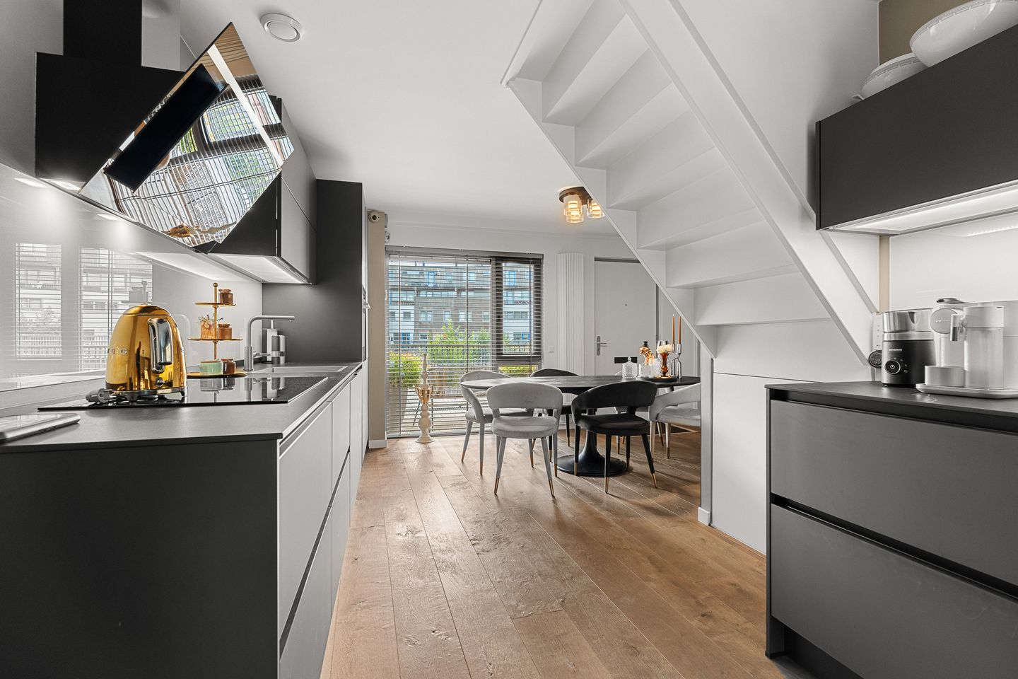 Foto 10 van Emily Brontësingel 115