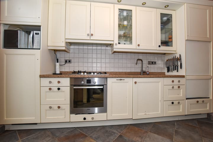 Foto 11 van Trompstraat 6