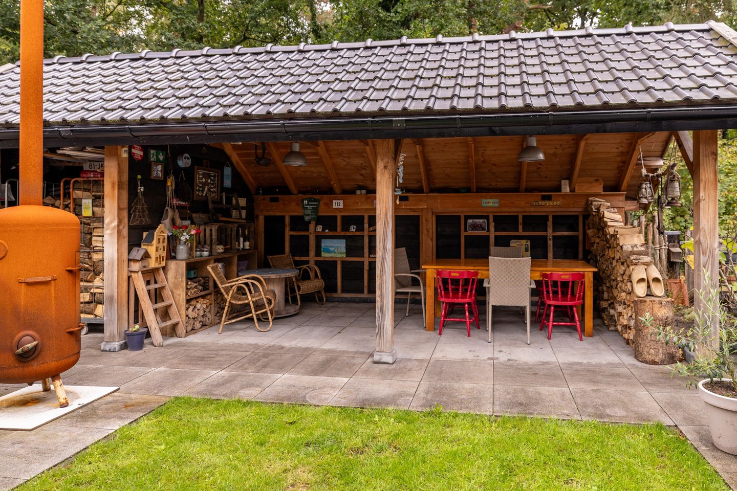 Foto 5 van Van Karnebeekstraat 22