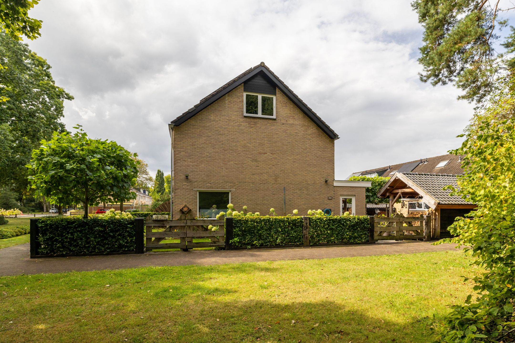 Foto 3 van Van Karnebeekstraat 22