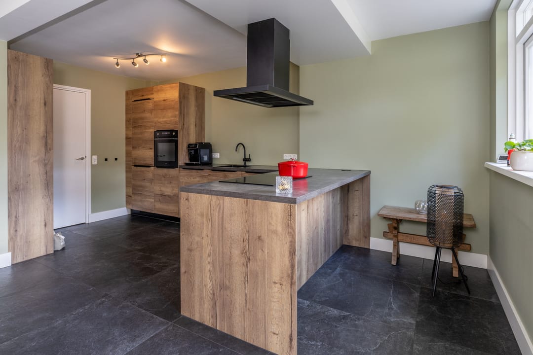 Foto 17 van Van Karnebeekstraat 22