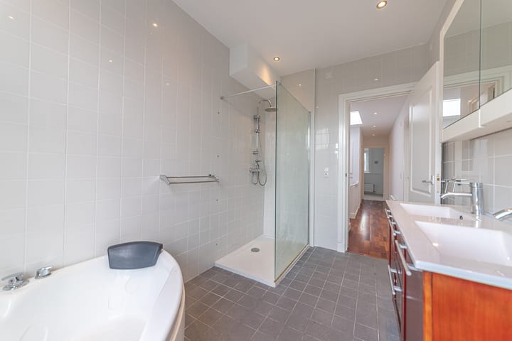 Foto 23 van Admiraal De Ruijterweg 264-2