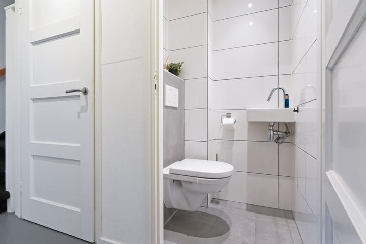 Foto 6 van Adriatischezeestraat 18