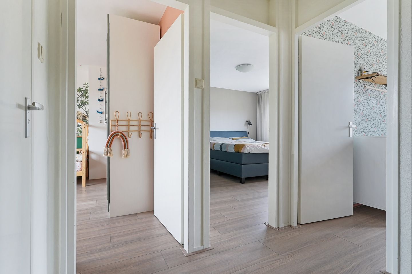 Photo 19 of Adriatischezeestraat 18