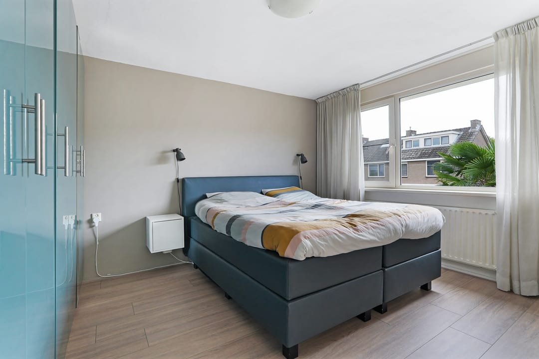 Photo 22 of Adriatischezeestraat 18