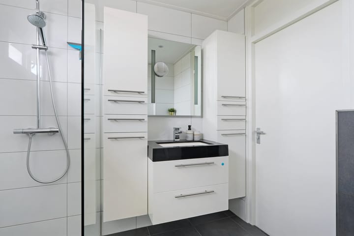 Foto 27 van Adriatischezeestraat 18