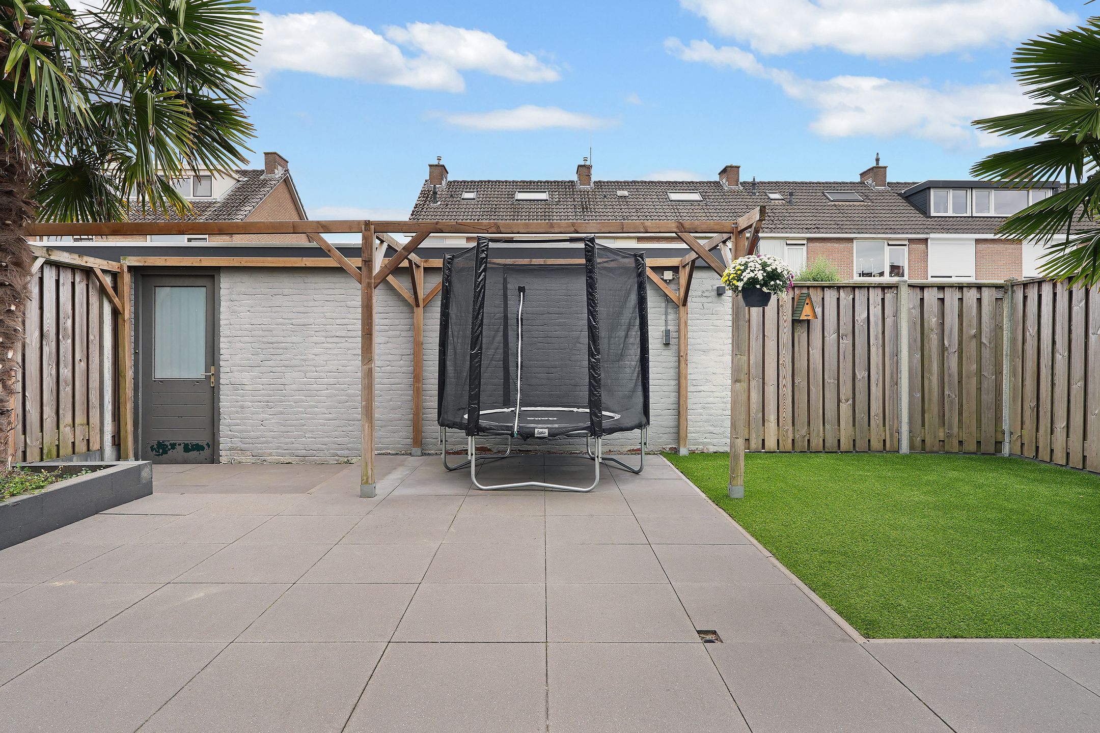 Photo 36 of Adriatischezeestraat 18