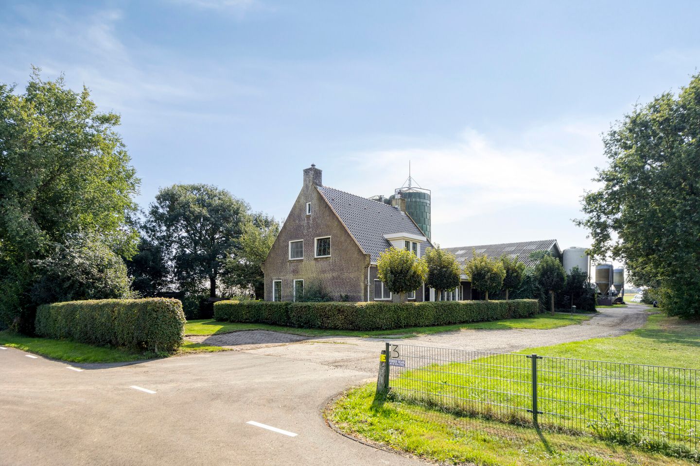 Bekijk foto 2 van Strjitwei 3