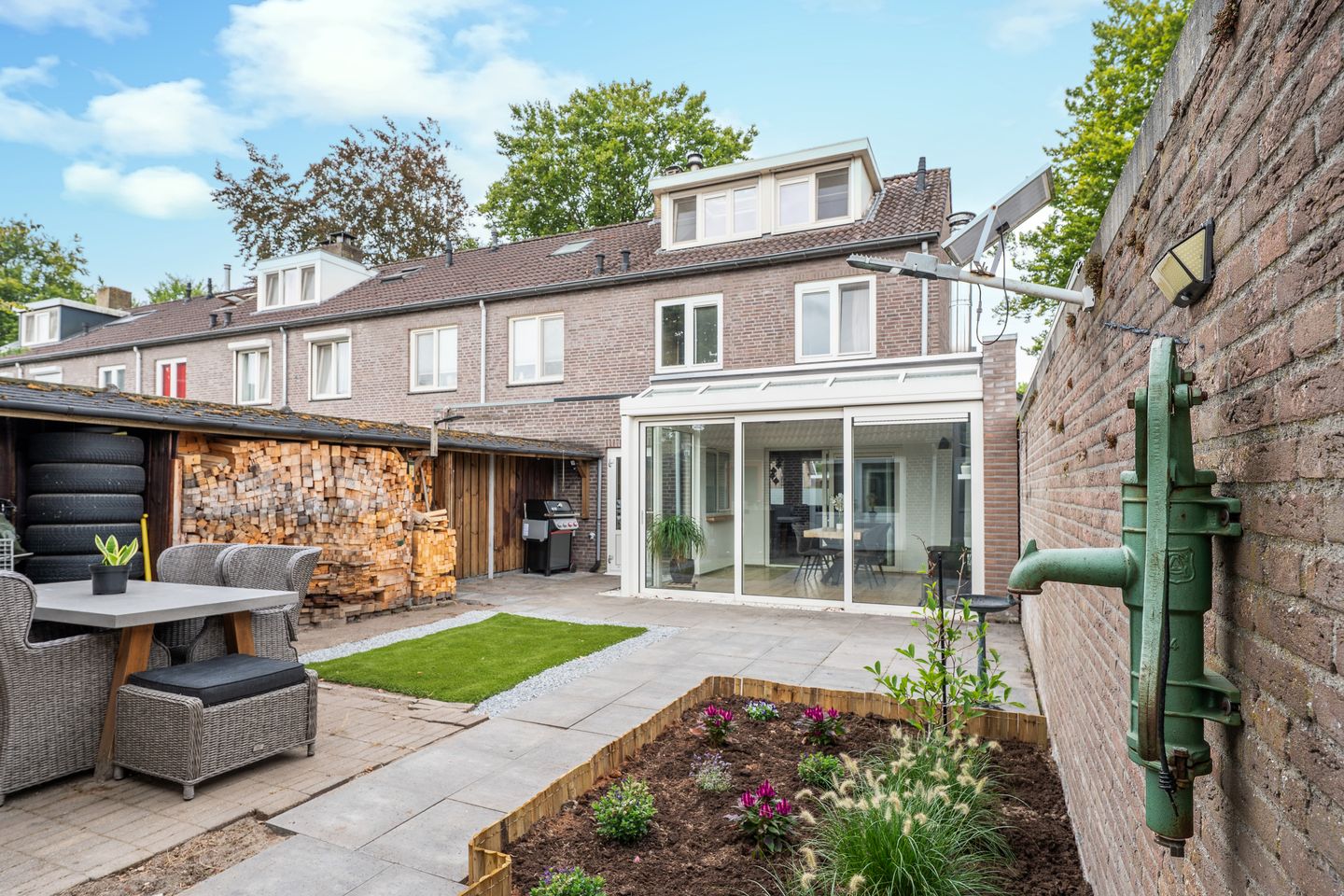 Photo 34 of Maternusstraat 27