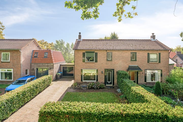 Photo 10 of Parallelweg 95