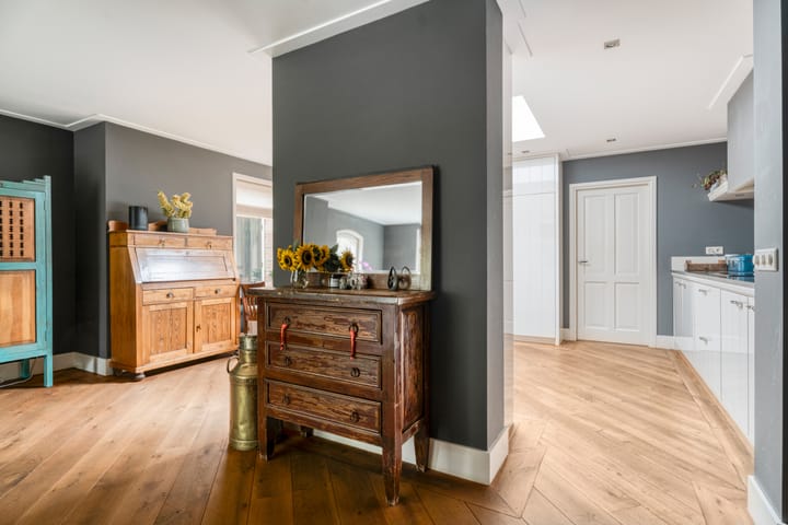 Photo 17 of Parallelweg 95