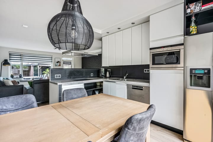 Foto 13 van Zebravink 8