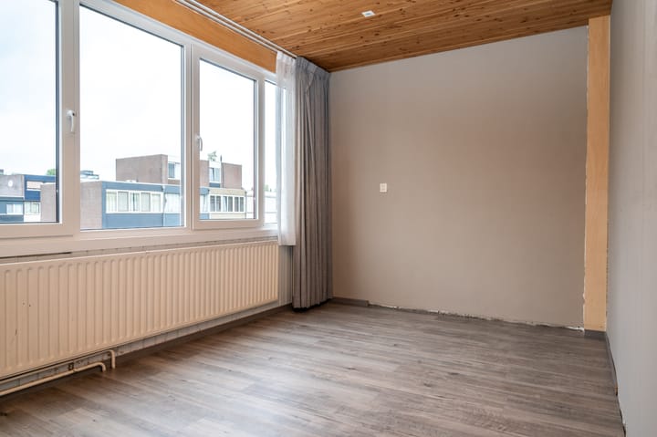 Photo 13 of Zwanenveld 2745