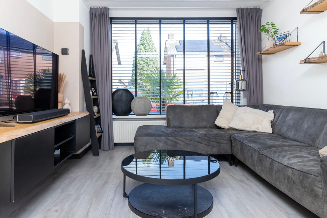 Foto 11 van Dahliastraat 1