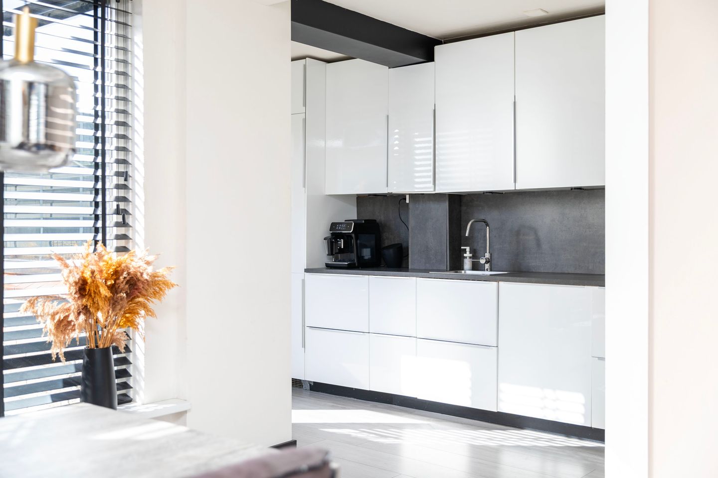 Foto 14 van Dahliastraat 1