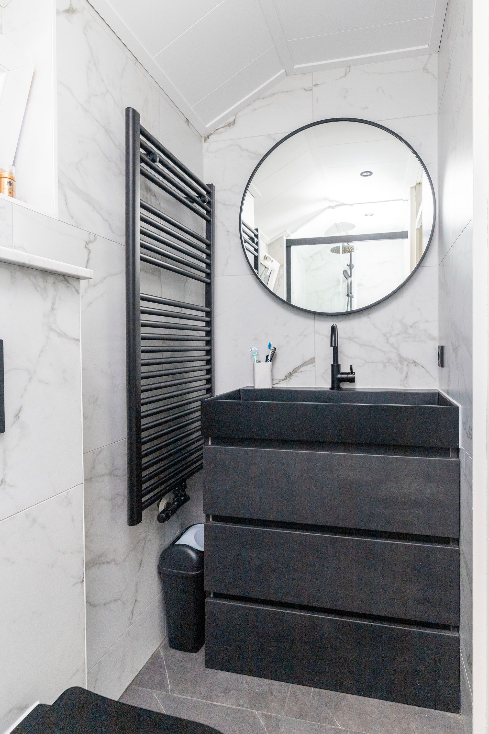 Foto 18 van Dahliastraat 1