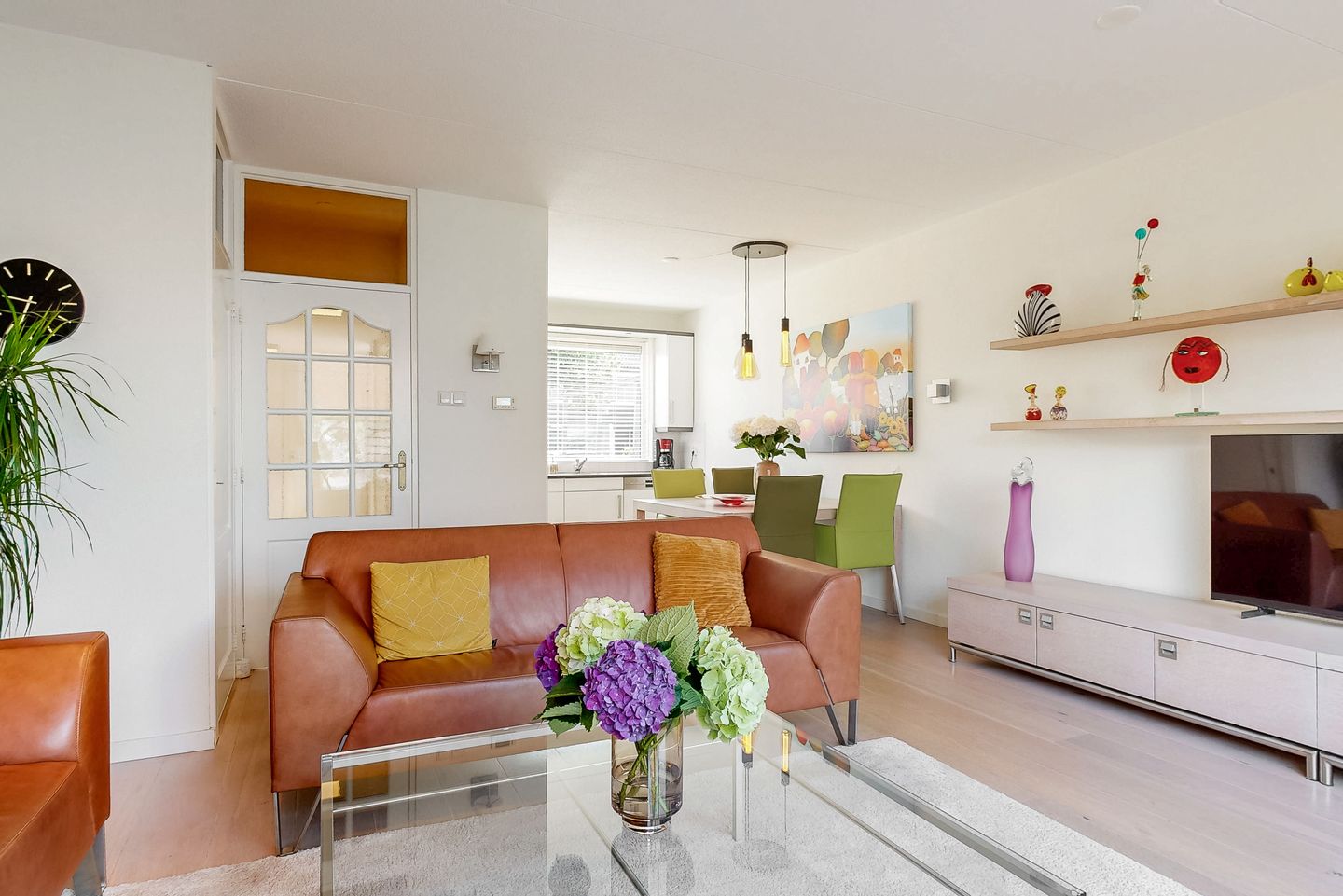 Photo 5 of Schweitzerstraat 48