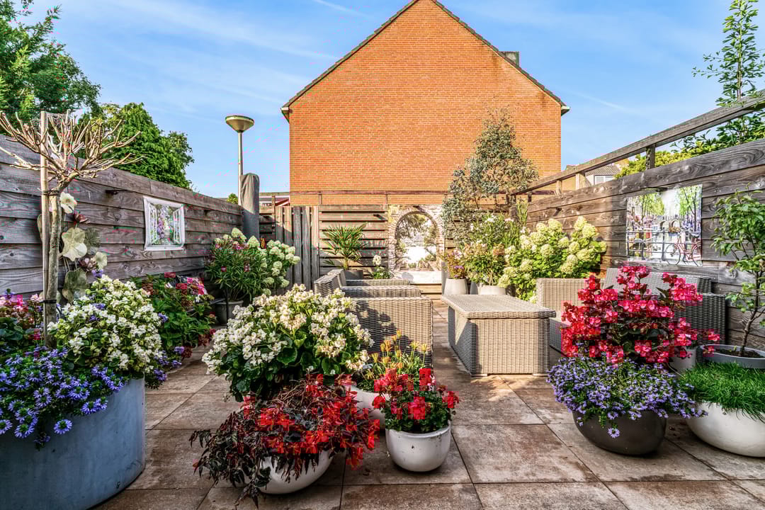 Photo 23 of Schweitzerstraat 48