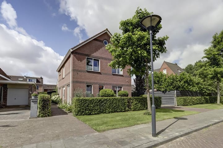 Foto 48 van Wolfertlaan 2