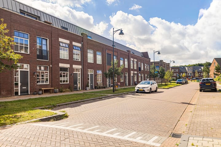 Foto 32 van Houtstraat 44