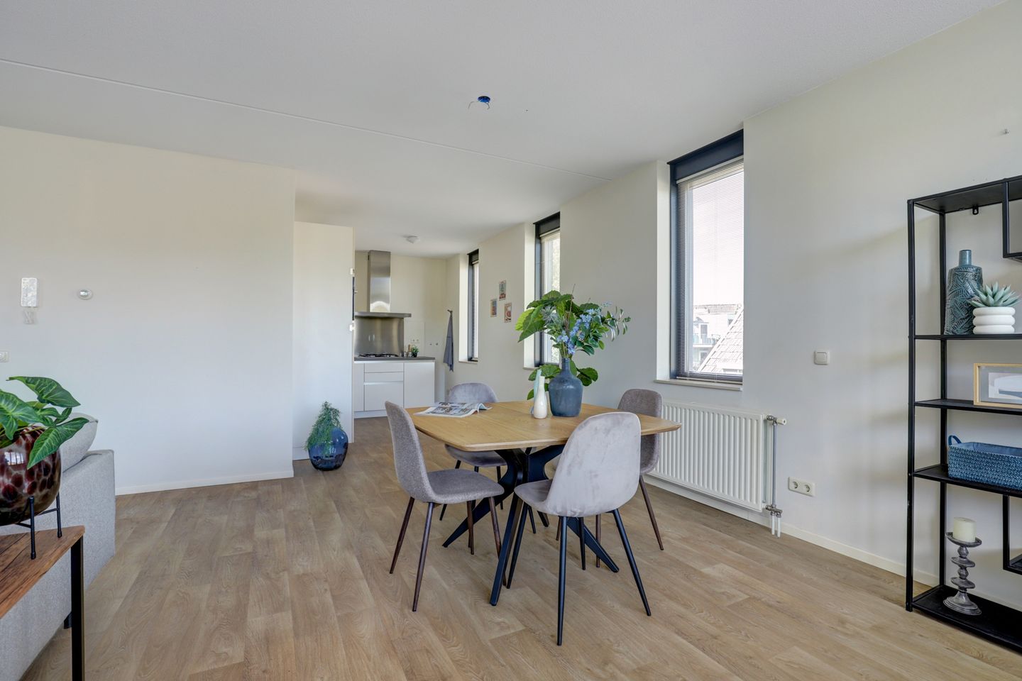 Foto 14 van Dikkeboomweg 40