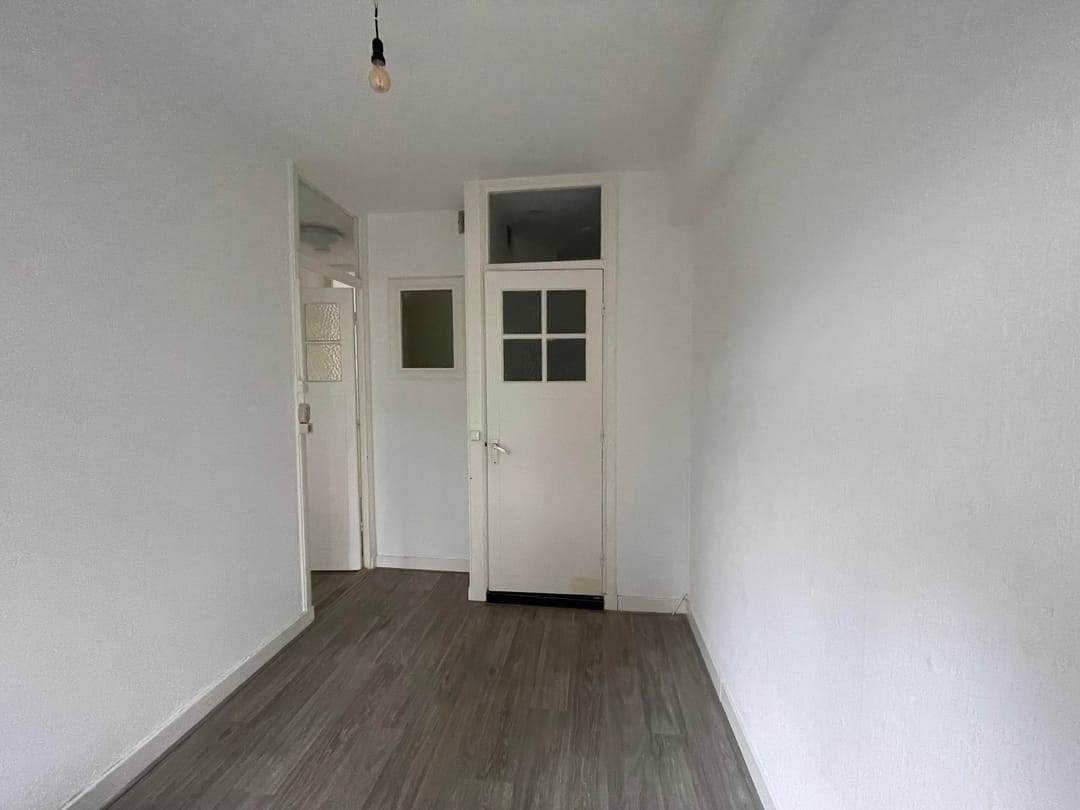 Foto 13 van Uiterwaardenstraat 61-1