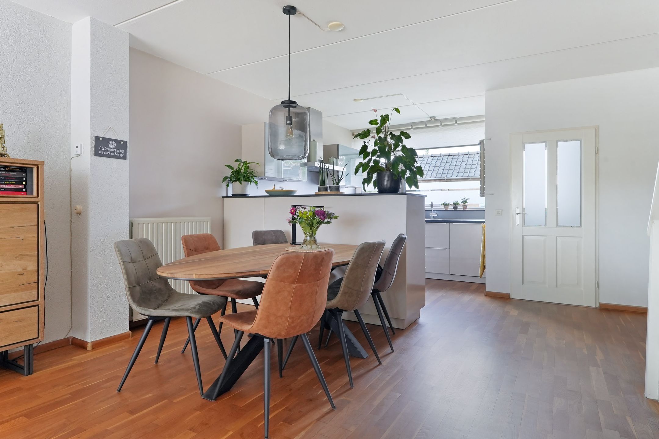 Foto 9 van Esdoornstraat 67